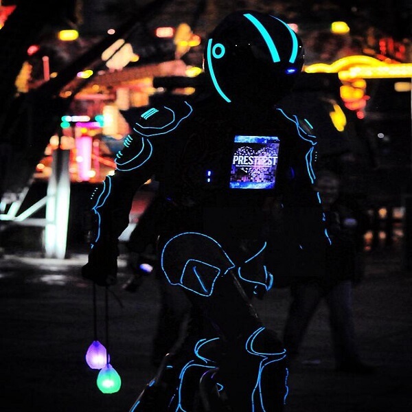 LED Futuristic Stilt Walker 