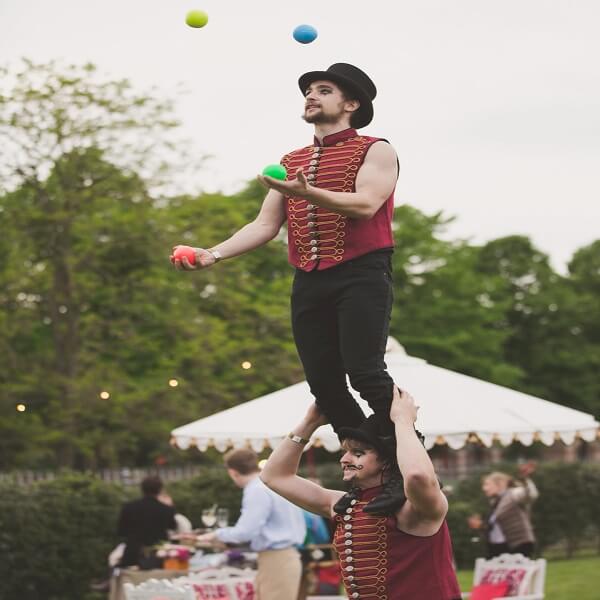 Juggling Acrobats