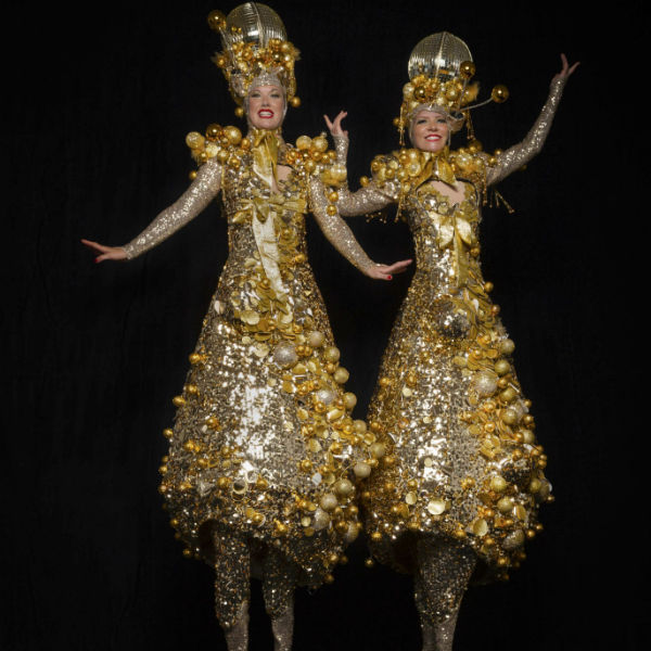 Stilt Walkers (Glitter Ball Divas) 