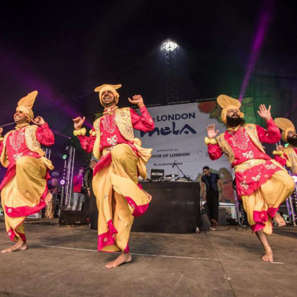 Bhangra Dancers (Masters of Bhangra)