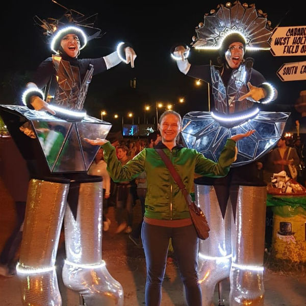 Stilt Walkers (The Mirror Bellas) 