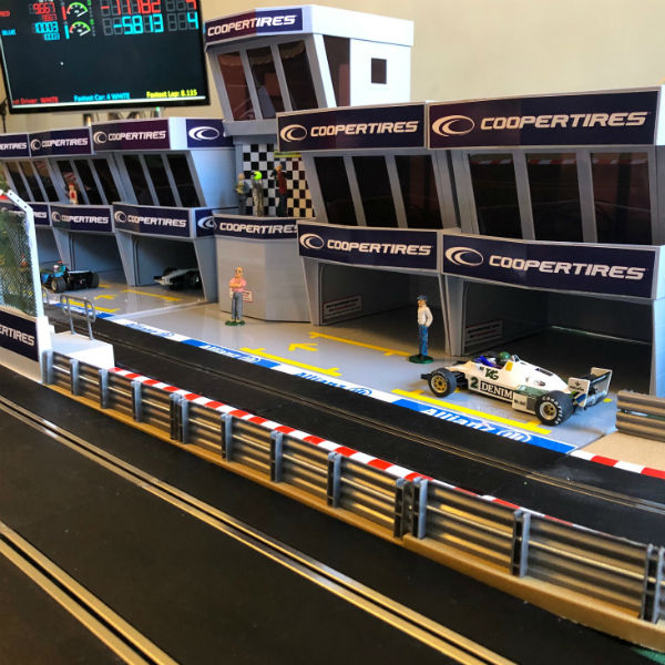 Giant Scalextric (Wacky Races)