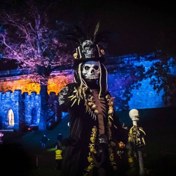 Stilt Walkers (Skeleton Reaper) 