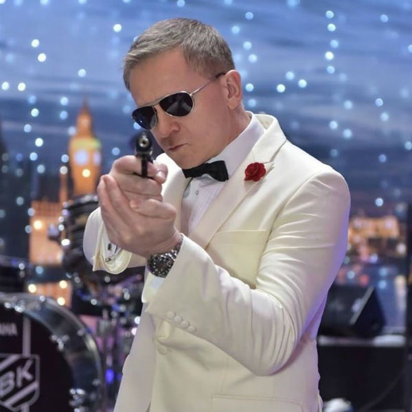 James Bond Lookalike (Daniel Craig 2)