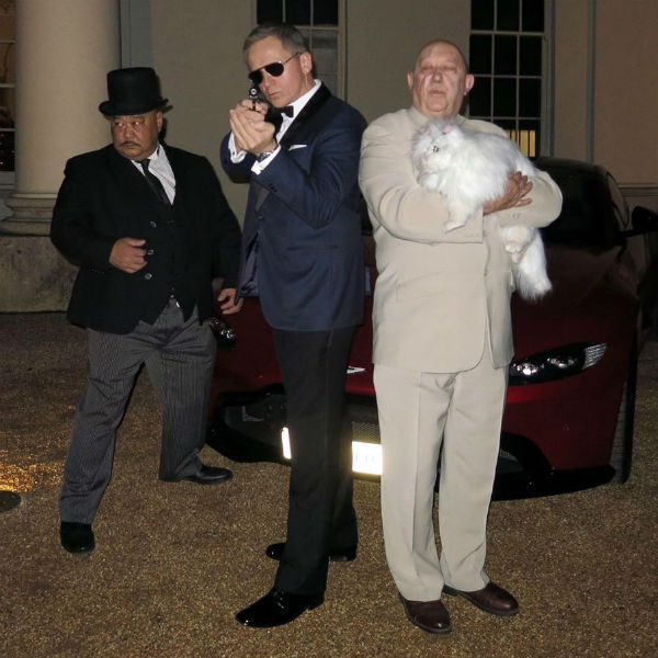 James Bond Lookalike (Daniel Craig)