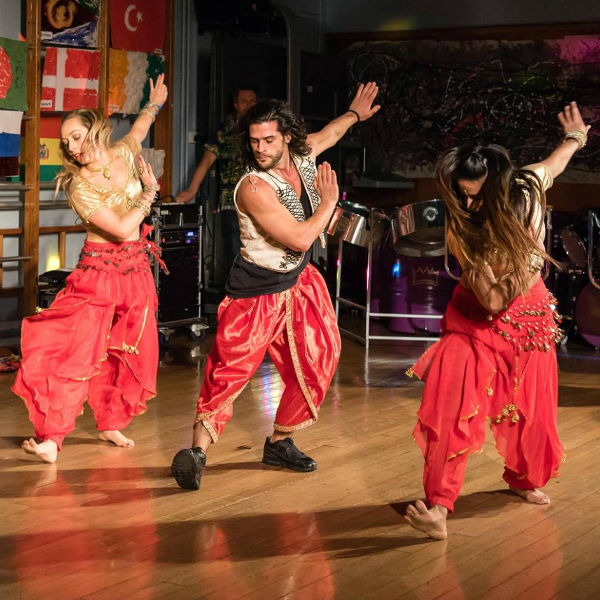 Bollywood Breakdancers