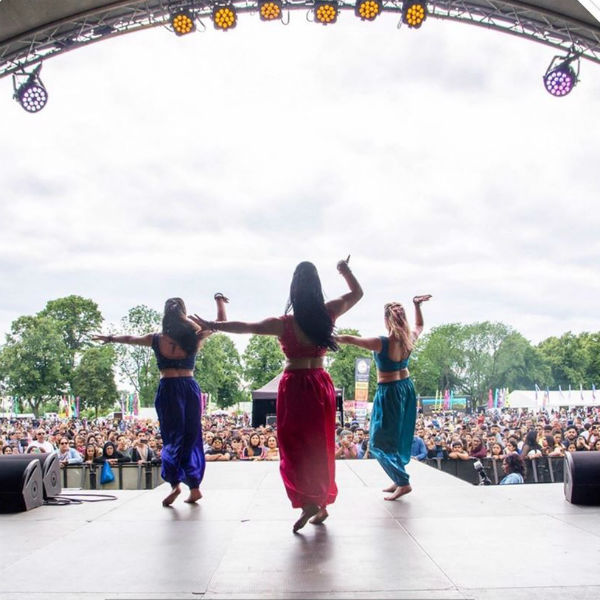 Bollywood Dancers (Fusion Beats) 