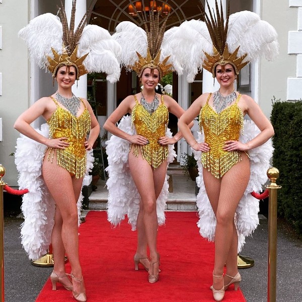 Vegas Showgirls