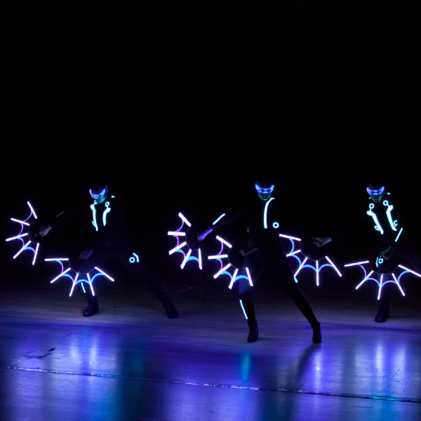 LED & Glow Show 