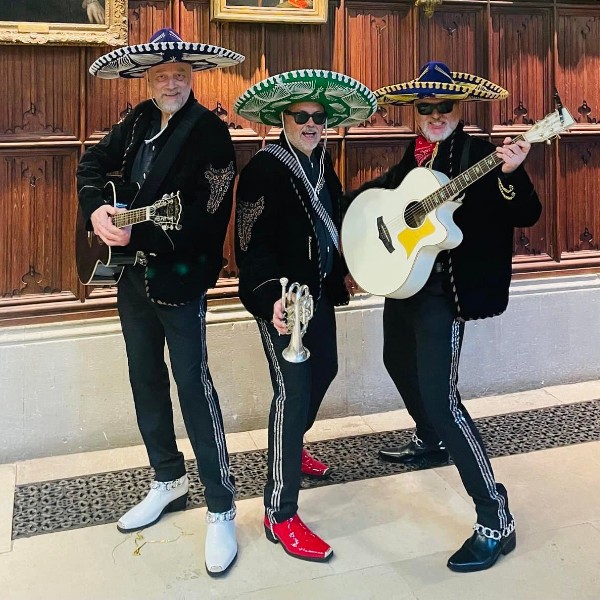 Mariachi Band (Mariachi Los Amigos)