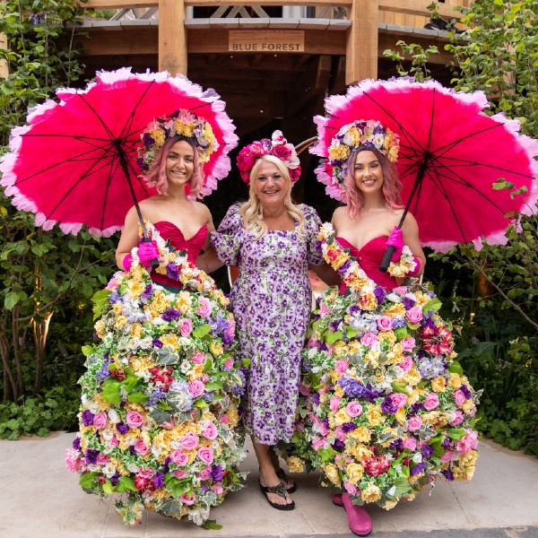 Living Flower Ladies 