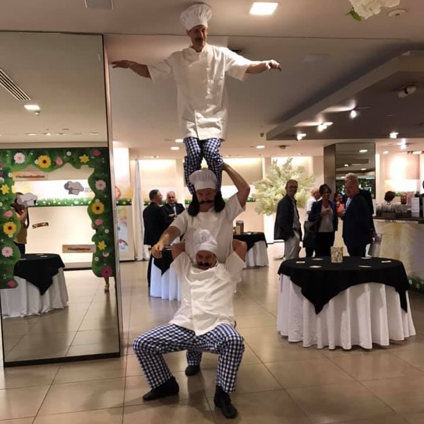 Comedy Acrobatic Trio 