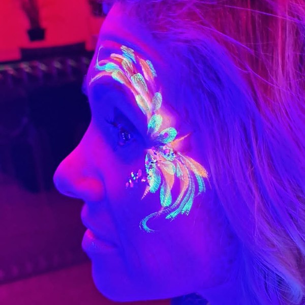 Face & Body Painters (UV Neon)