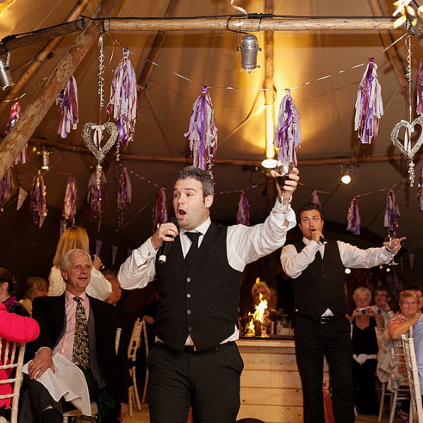 Singing Waiters (Totally Spontaneous)