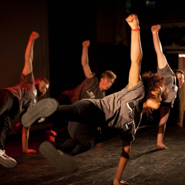 Street Dancers / Breakdancers (Breakin Beats)