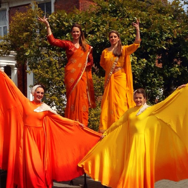 Bollywood Stilt Walkers 