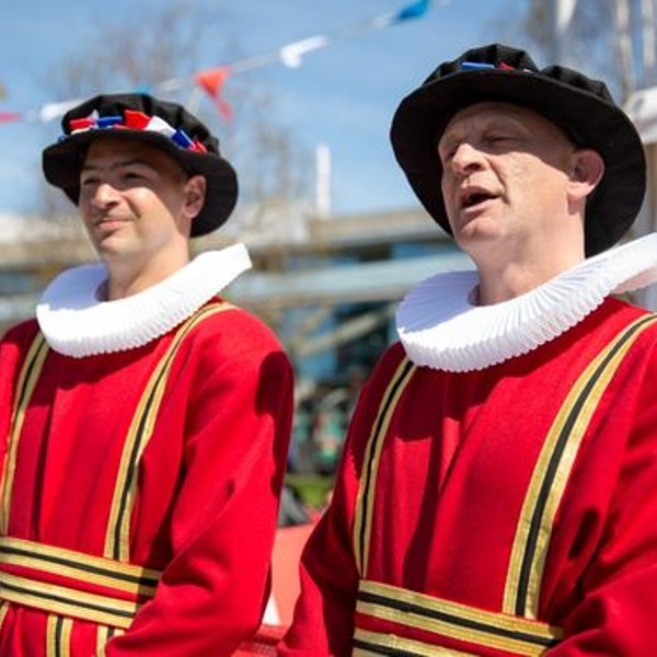 Comedy Royal Beefeaters 