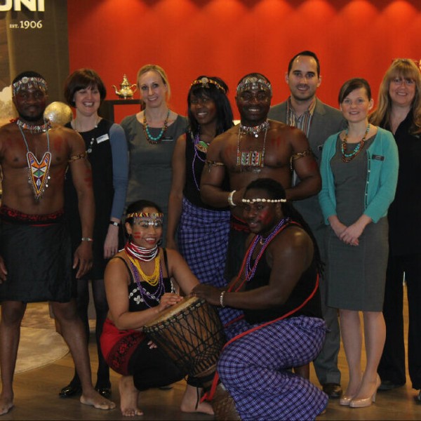African Dancers & Drummers (Echoes of Africa) 
