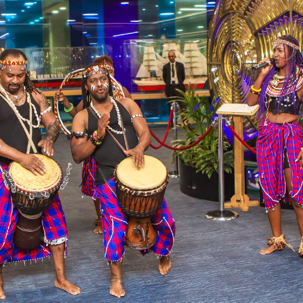 African Dancers & Drummers (Echoes of Africa) 