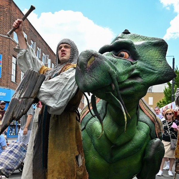 Dragon Walkabout (Flame) 