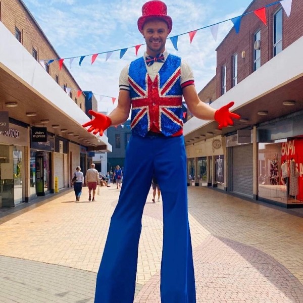 High Riser Stilt Walkers 