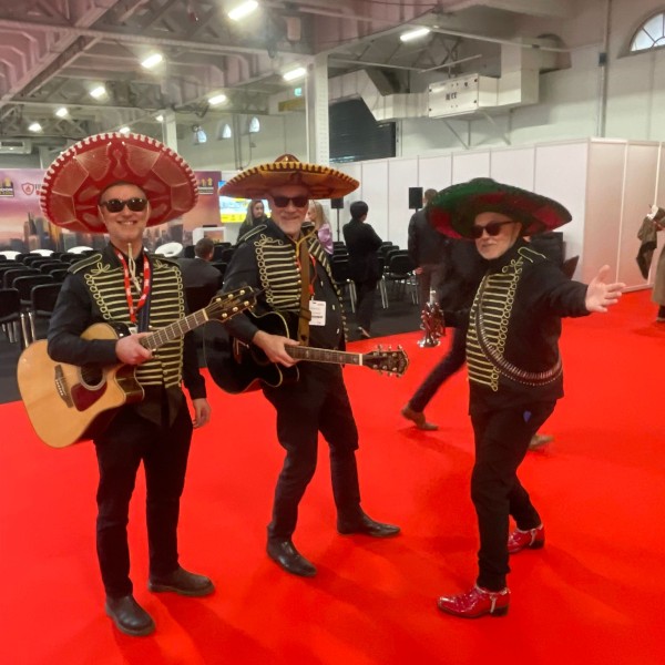 Mariachi Band (Mariachi Los Amigos)