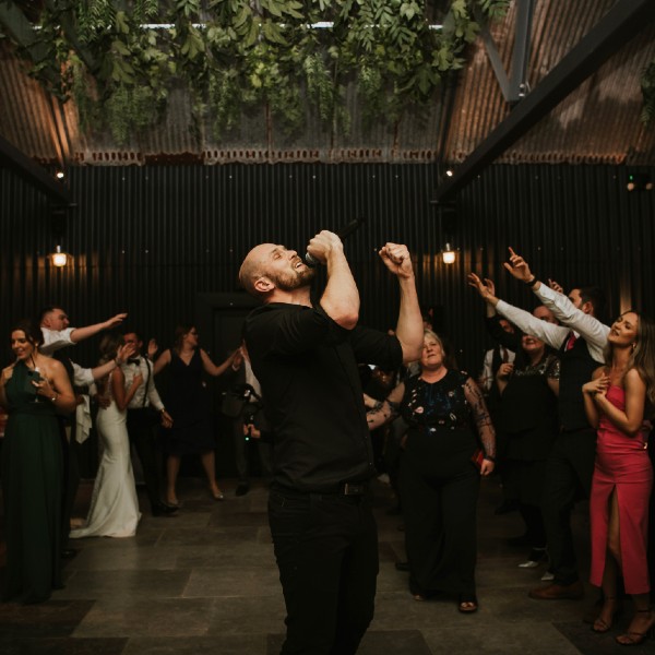 Singing Waiters (The Uninvited Guests) 
