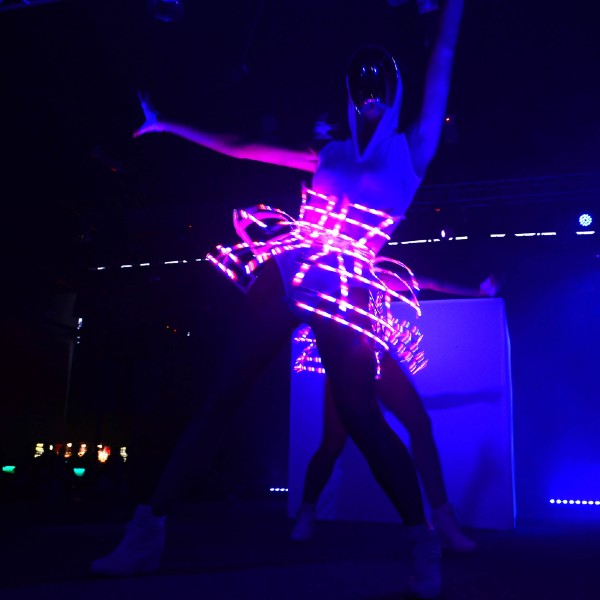LED Lightwave Dancers