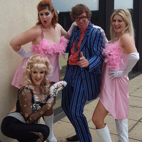 Austin Powers Lookalike