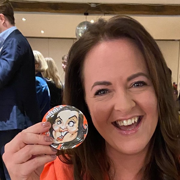 Caricaturist (Badges, Keyrings, Mugs)