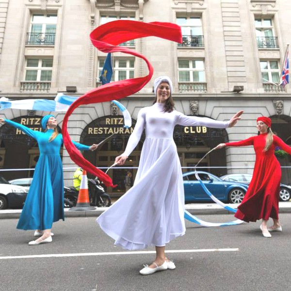 Ribbon Dancers 