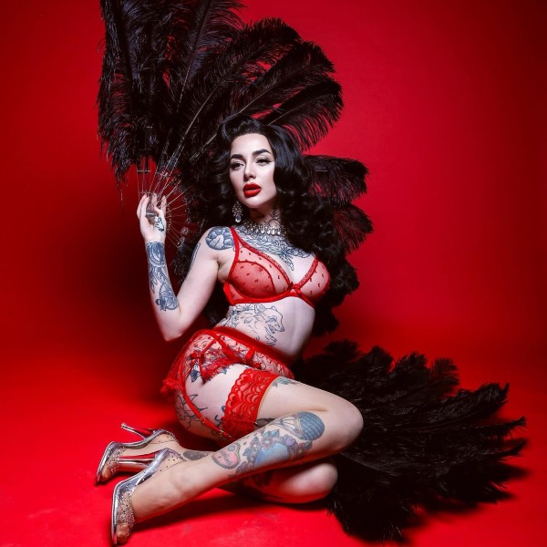 Burlesque Dancers
