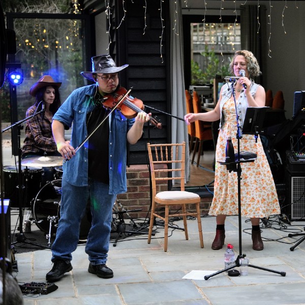 Country and Western Band (The Line Dancers Union)