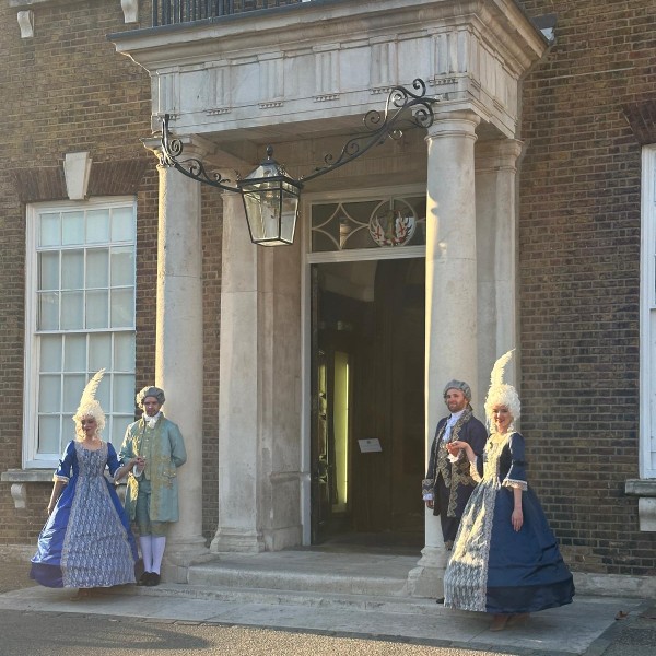 Baroque Dancers