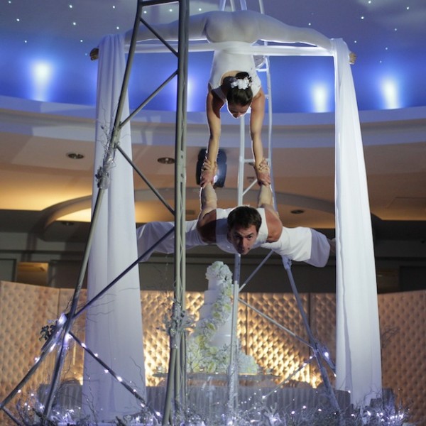 Acrobat & Aerial Entertainment