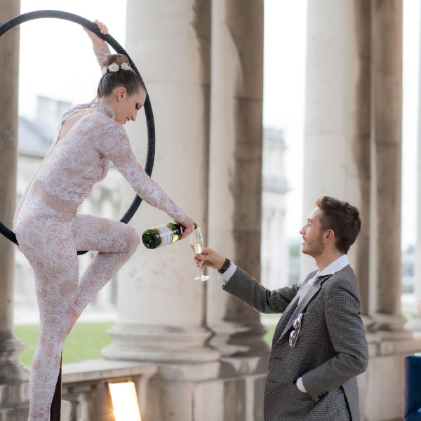 Acrobat & Aerial Entertainment